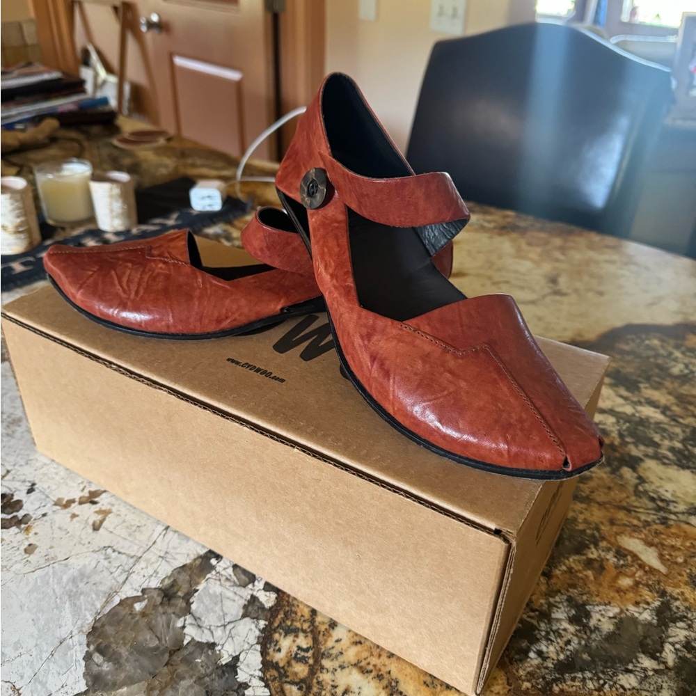 Authentic Leather, Made in USA, Cydwoq Resort 39